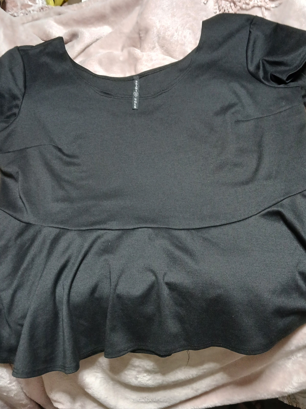 Women's Black Peplum Crop Top - Classic Scoop Neck